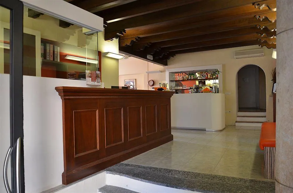 Hotel Dei Gonzaga Mantua 3*,  İtalya
